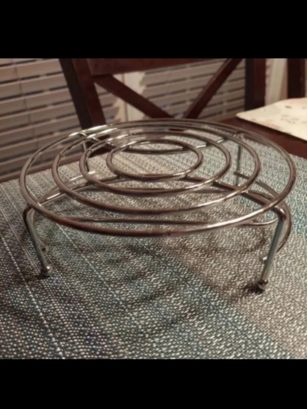 METAL STANDING WARMING TRIVET NWOT NIB!